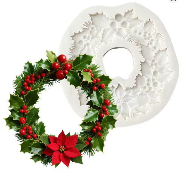 Holly Leaf & Poinsettia Christmas Wreath Silicone Mold