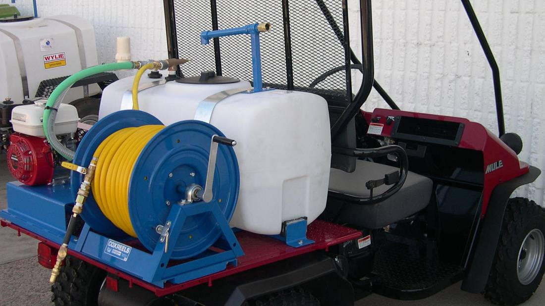 ダイワ　proshooter 3500 4000 50 Gallon Pest Sprayer Kawasaki Mule | Expert Sprayers at QSpray.com