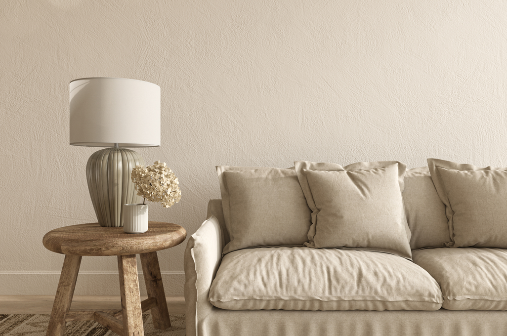 Créez une Ambiance Cosy : L'Art d'Accorder Plaids, Coussins et Luminaires pour un Salon Chaleureux