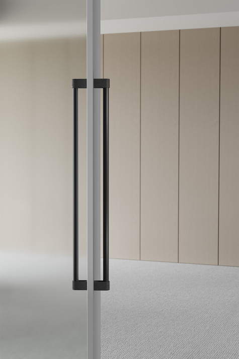 Présentation de la poignée de porte en aluminium "Casey" de Viefe sur une porte