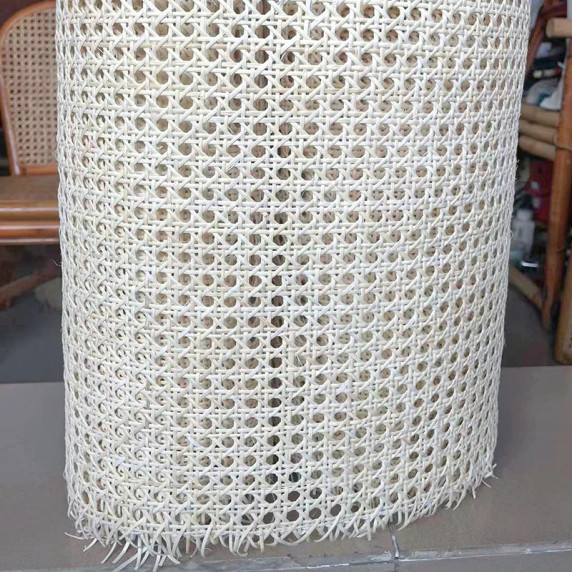 Rouleau de Rotin Naturel d'Indonésie Tissé à la Main Rouleau de Rotin Naturel d'Indonésie Tissé à la Main