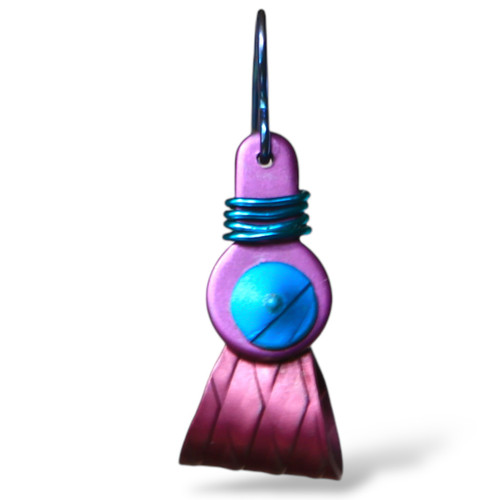 G. Violet/Turquoise/Violet/Teal Niobium