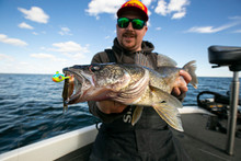 MVP JIG WALLEYE