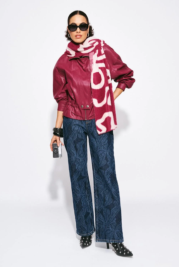 Pom Amsterdam Shawl Lou Bow Burgundy Red 