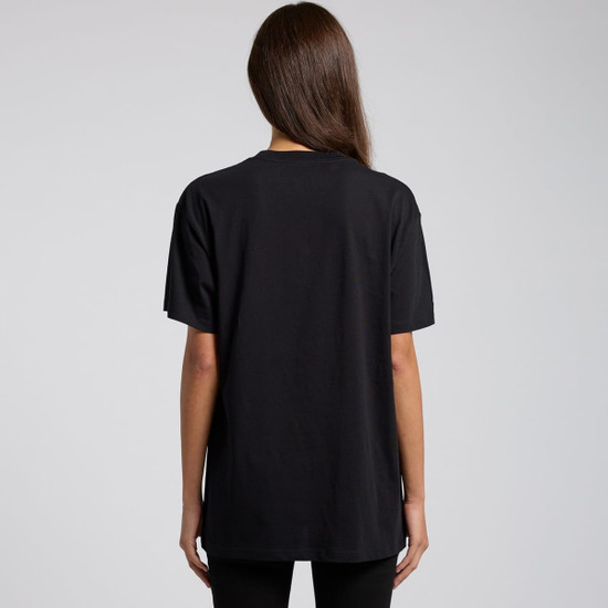 A black oversized T-shirt featuring a simple design and a logo. The model is seen from the back.