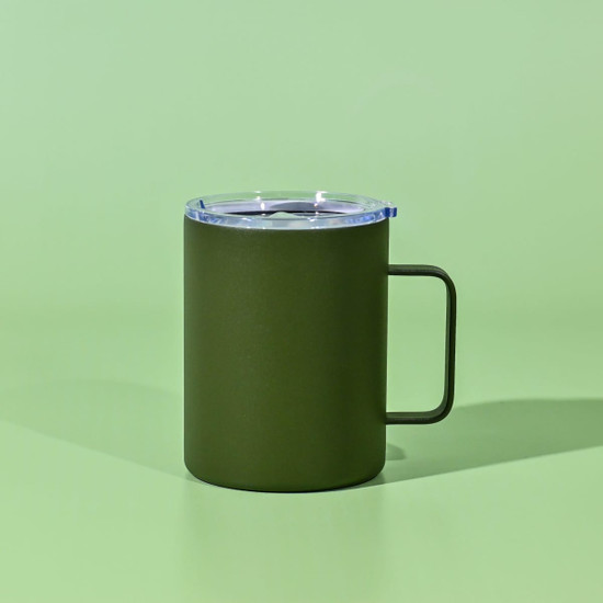A drink bottle featuring an olive green exterior and a transparent lid, with a handle for easy carrying.
