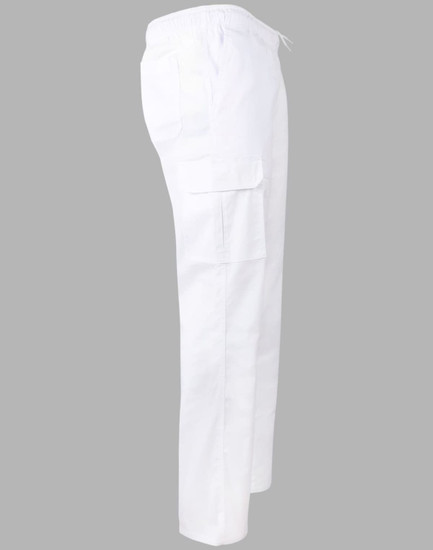 White men's functional chef pants with an elastic waistband and side pockets, featuring a logo.