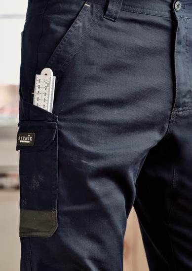 Men's summer cargo pants in navy blue featuring multiple pockets and a logo patch.