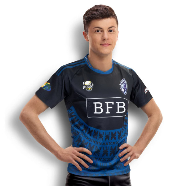 A young man wearing a custom men's rugby performance T-shirt in navy blue with a logo.