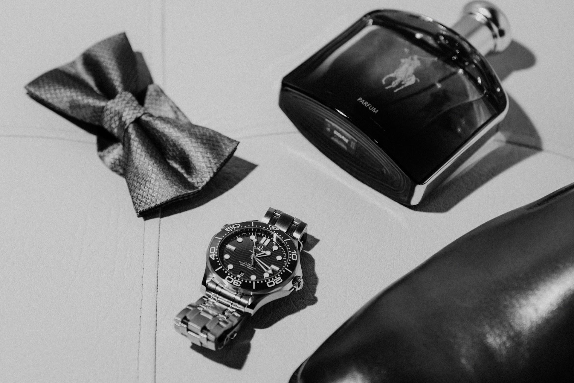 Best Luxury Corporate Gifts for VIP Clients and Executives: What to Give and How to Brand It
