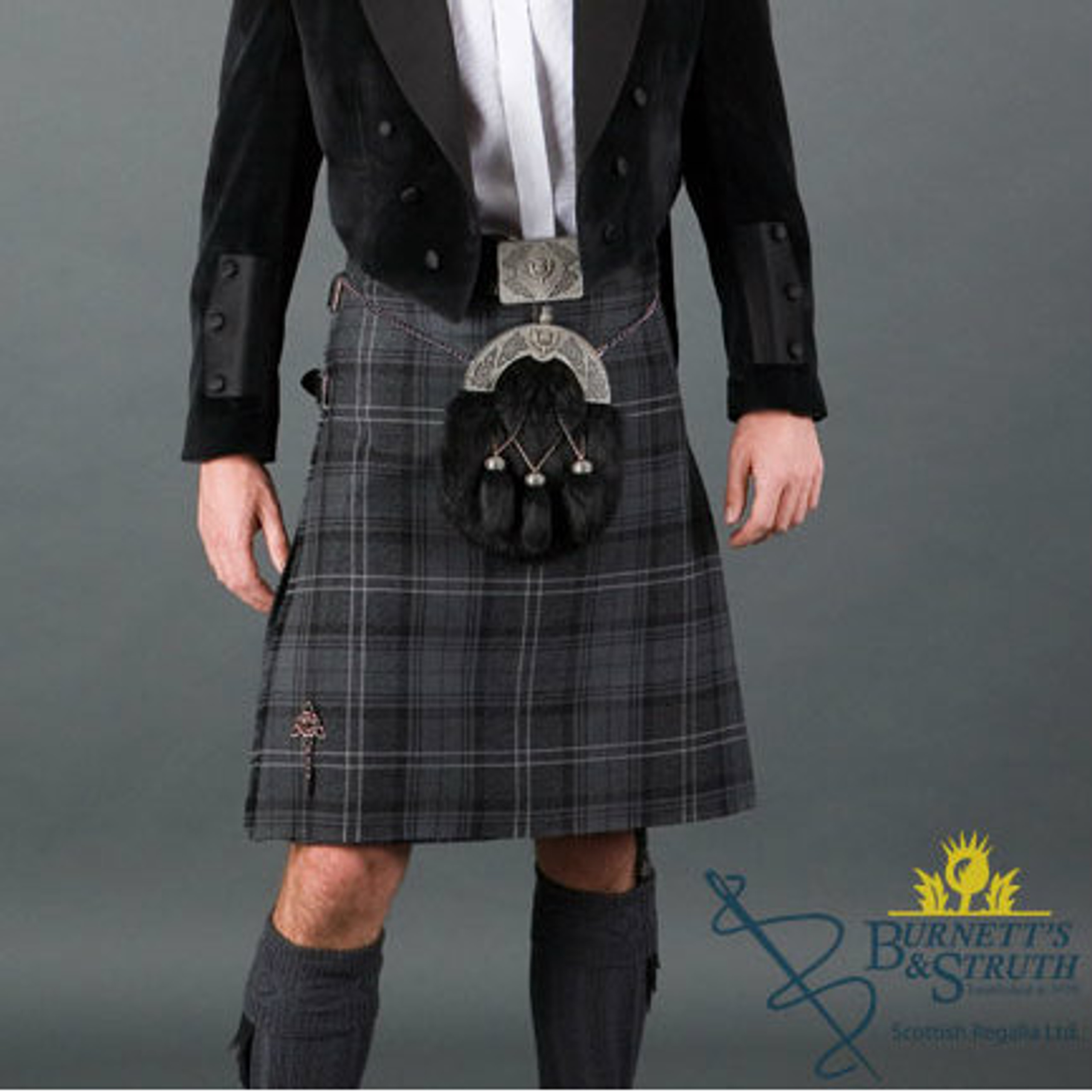 8 Yard Traditional Edinburgh 16oz Heavy Weight Kilt