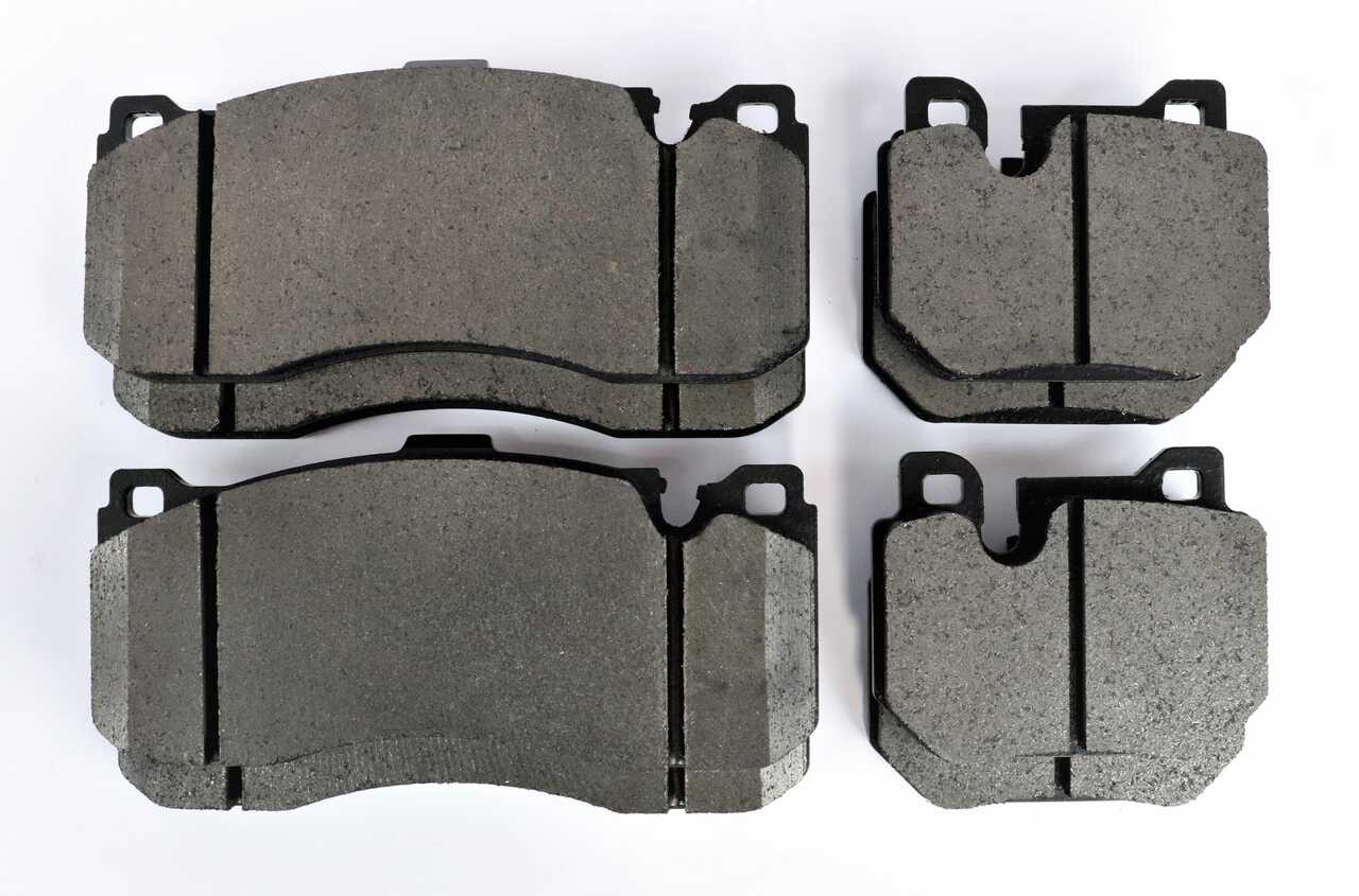 [PD1371-397/PD1372-396] Save 10% on Track Pads for BMW 135i Front and Rear bundle (BB61)