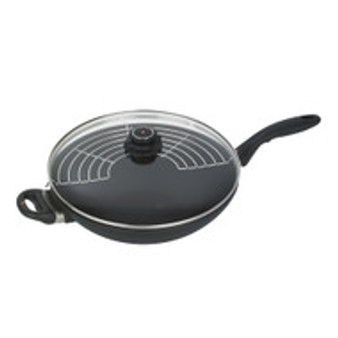 Swiss Diamond XD Nonstick Wok