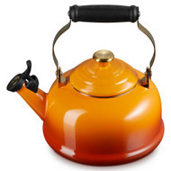 Le Creuset Classic Whistling Kettle in Persimmon