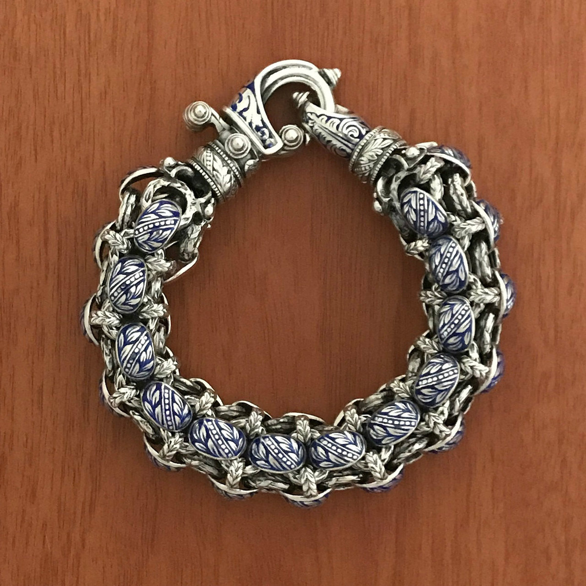Laurel Leaf Hook Bracelet, engraved Sterling Silver and 18 k