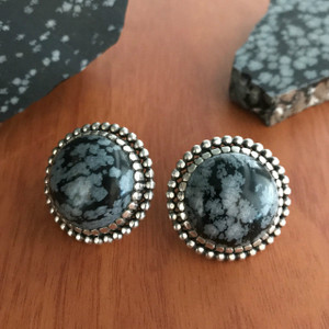 Handmade Sterling Silver and Obsidian earrings by Bowman Originals, Sarasota, 941-302-9594. Handmade Sterling Silver and Obsidian earrings by Bowman Originals, Sarasota, 941-302-9594.