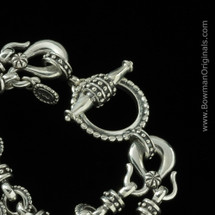 What Is a Toggle Clasp in Jewelry? History, Function, and Benefits