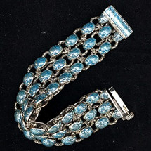 The Laurel Leaf: A Timeless Symbol in Jewelry