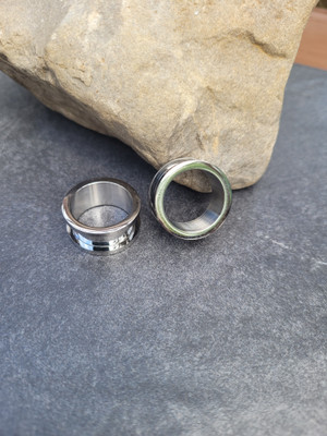 Surgical Steel vs. Titanium vs. Acrylic: Best Materials for Fresh Stretches vs. Healed Piercings