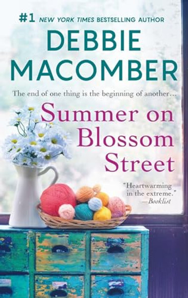 Summer on Blossom Street: A Romance Novel By Debbie Macomber - Paperback