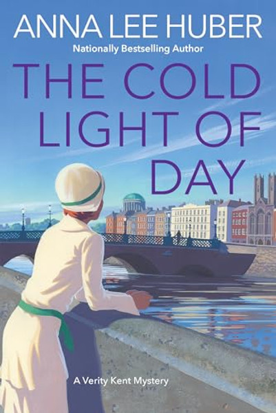 The Cold Light of Day By Anna Lee Huber - Paperback