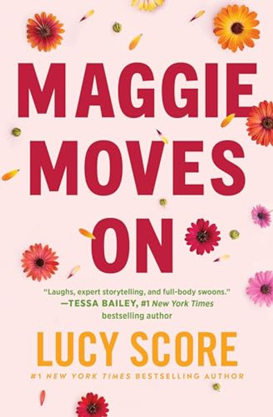 Maggie Moves on By Lucy Score - Paperback