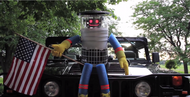 HitchBOT, the Hitchhiking Robot, Dismembered in Philadelphia