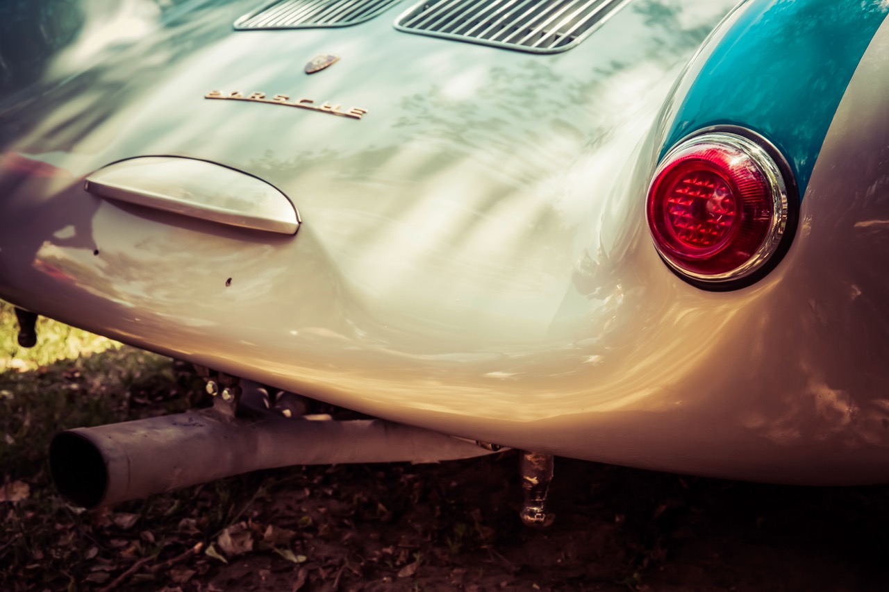 The Curse of James Dean's Porsche 550 Spyder - Petroleum Service