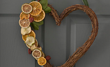 How To- Dried fruit wreath heart