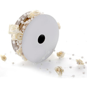 Pearl Rose Garland Cream 5 m Pearl Rose Garland Cream 5 m