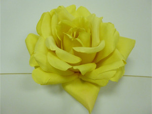 19cm Satin Giant Rose Head Yellow