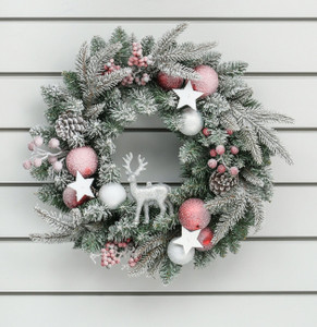 45cm Frost Ball/Deer/Star Wreath from Country Baskets