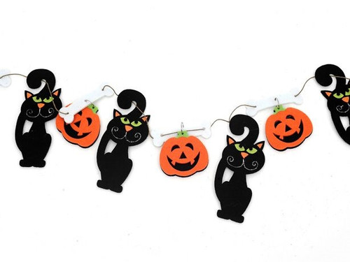 Felt Cat garland from Country Baskets