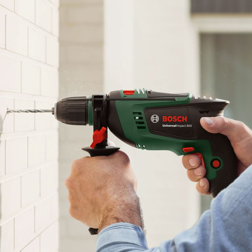 Bosch UniversalImpact 800 Hammer Drill Buzz Retailer