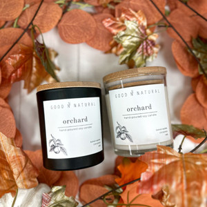 GNN Hand Crafted Candles Orchard - In clear and black glass GNN Hand Crafted Candles Orchard - In clear and black glass