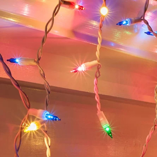 Hometown Holidays 1762-20/12 Icicle Light Set, 2.5 V, 100 pcs-Lamp, Multi-Colored Light, 7 ft L [SKU: ORG2077386]