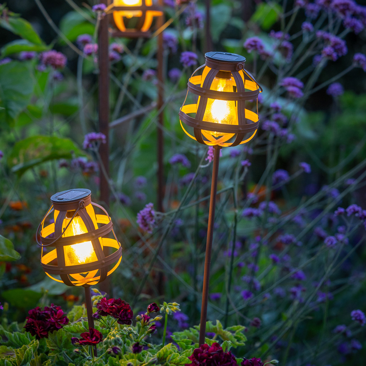 Rustic shop landscape lighting