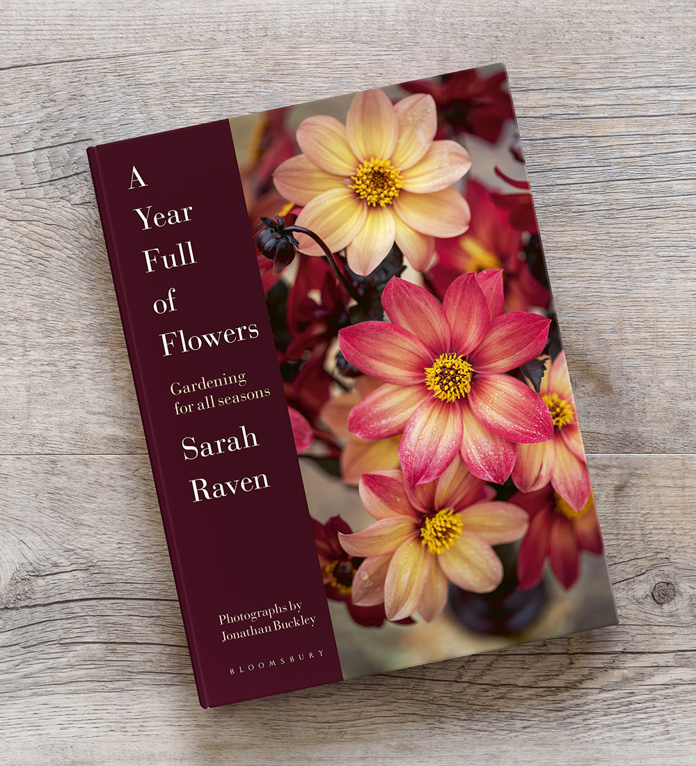 Sarah Raven's A Year Full of Flowers Signed Copy Gardening Books