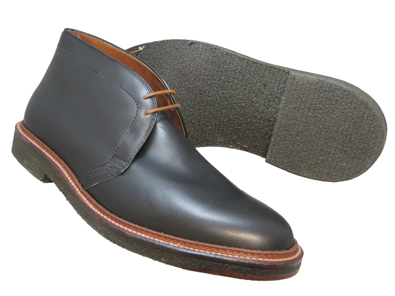 black casual chukka boots