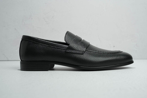 G. Brown Cannon Black Pebble Calfskin 