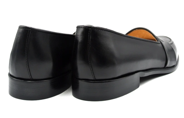 Zelli Savannah Italian calfskin penny loafer black men shoes, size 10, pre-owned Zelli | Shoes | Zelli Savannah Italian Calfskin Penny Loafer  main image 4