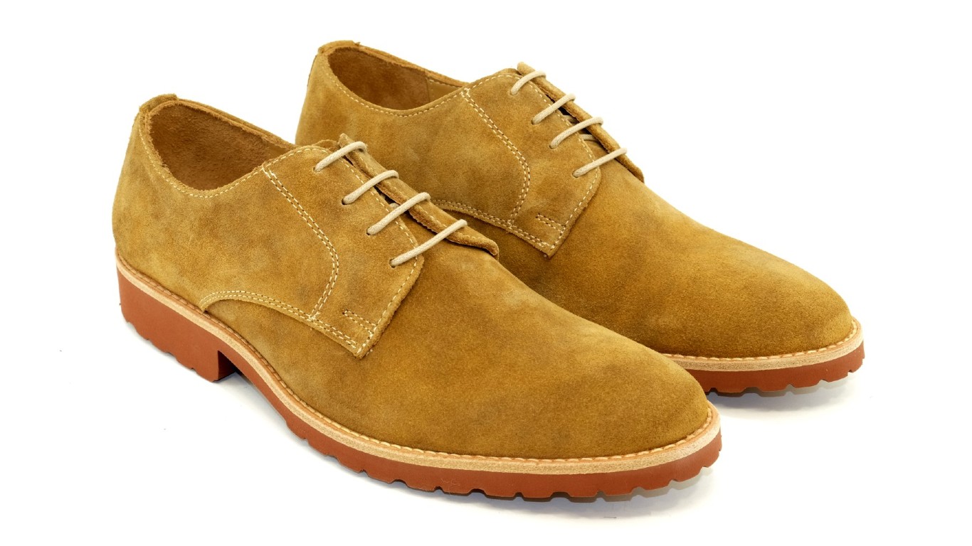 men's buck shoes suede