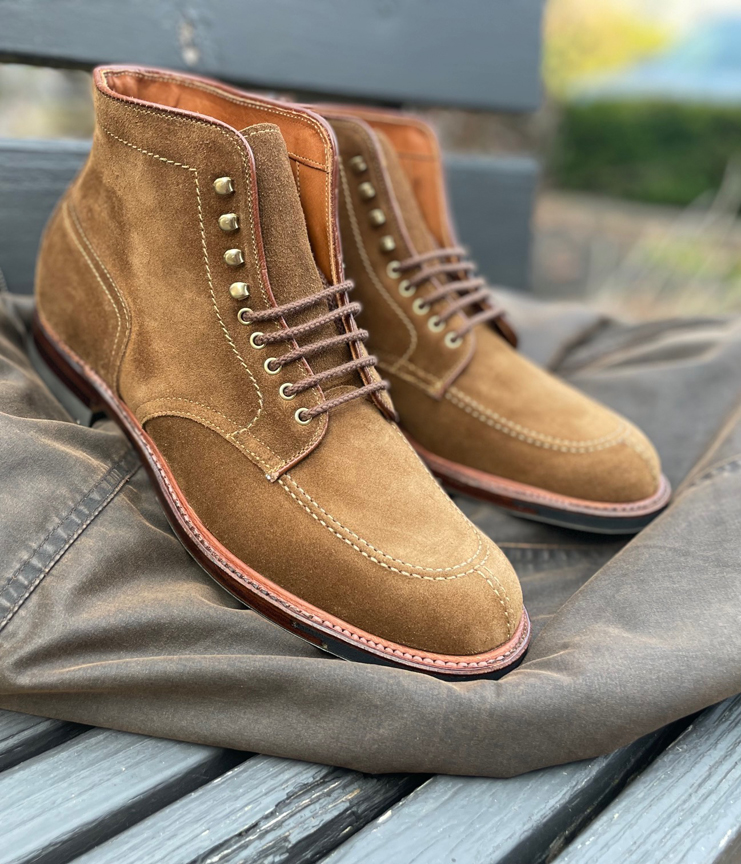LIMITED EDITION The Harriton Khrone Split toe boot in Snuff Suede