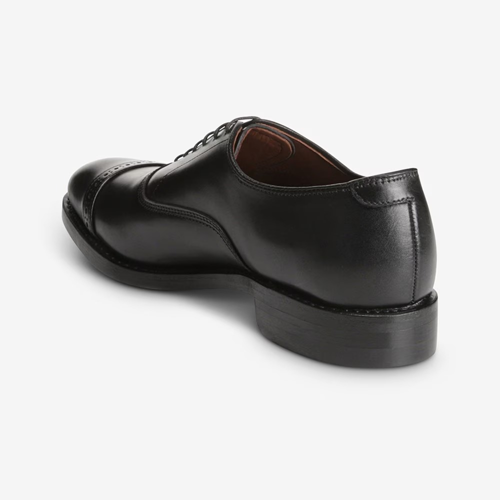 Allen Edmonds Fifth Avenue Cap-Toe Oxford Dress Shoe with  display picture 3
