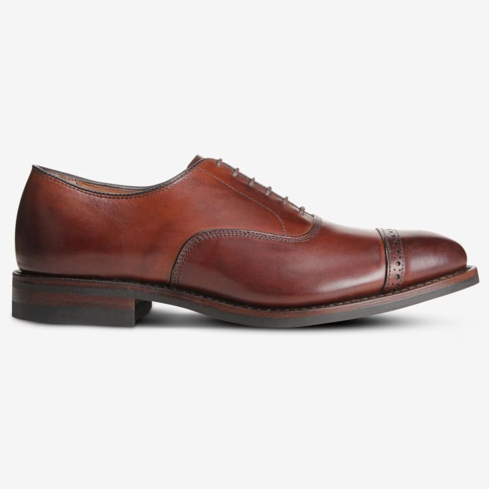 Allen Edmonds Fifth Avenue Cap-Toe Oxford Dress Shoe with 