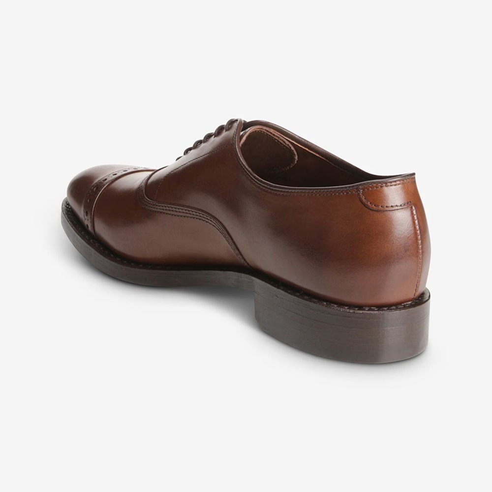 Allen Edmonds Fifth Avenue Cap-Toe Oxford Dress Shoe with Dainite