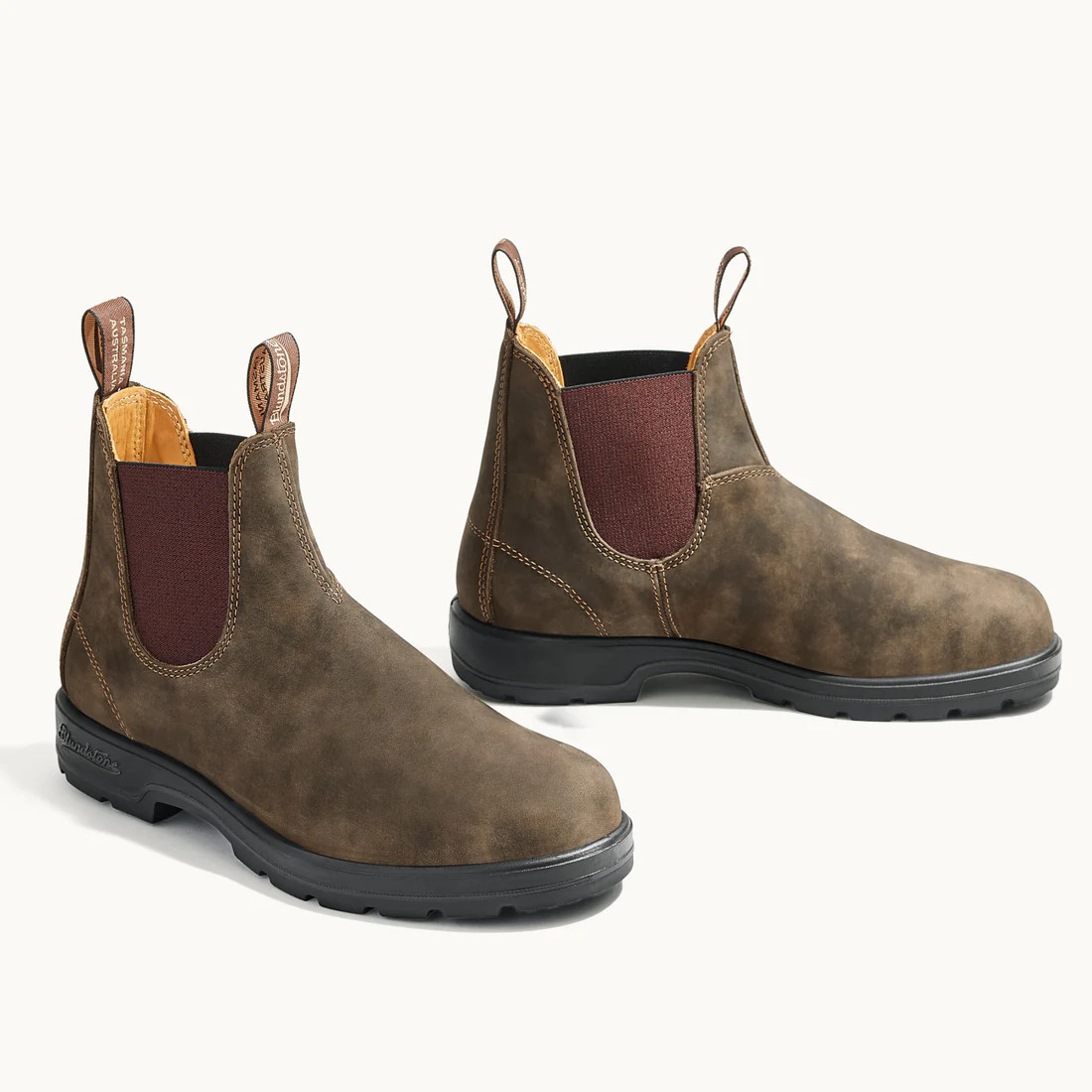 Blundstone Men\'s Chukka Pull-On Boots in Brown Blundstone Chelsea Boots Men main image 2