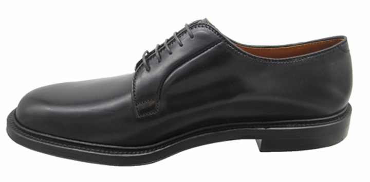 Alden - Men's Black Plain Toe Shell Cordovan Brogue