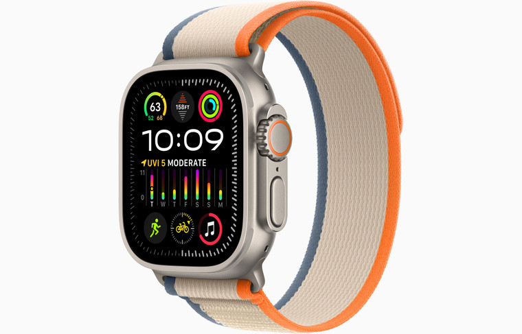 Apple Watch Ultra 2 (GPS + Cellular) 49mm Titanium Case with Orange/Beige Trail Loop S/M (130-180mm wrist)