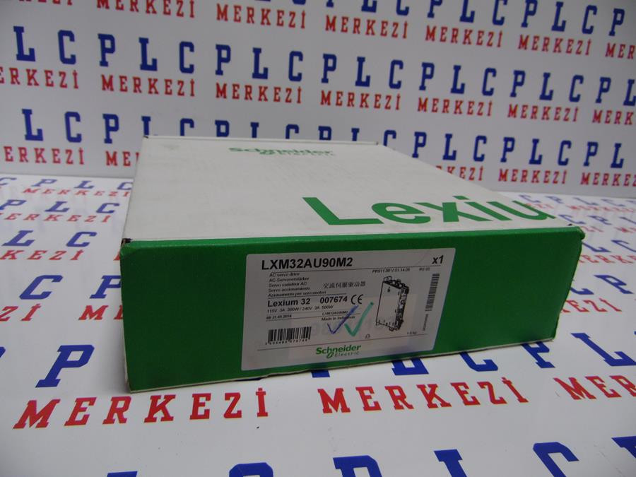 LXM32AU90M2 Schneider Servo drives